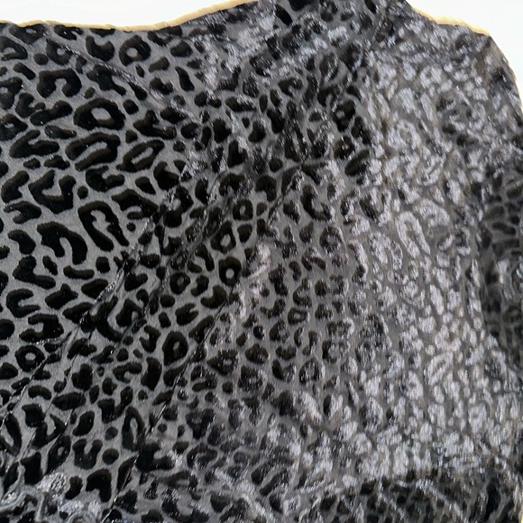 Iris Sheer Long Sleeve Crop Top - Picture 2 of 2